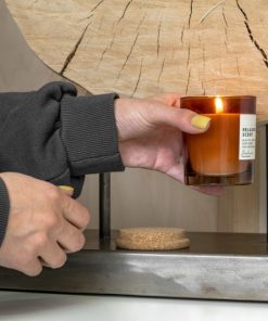 Świeca zapachowa sojowa – Esencja drzewa sandałowego – 200 g